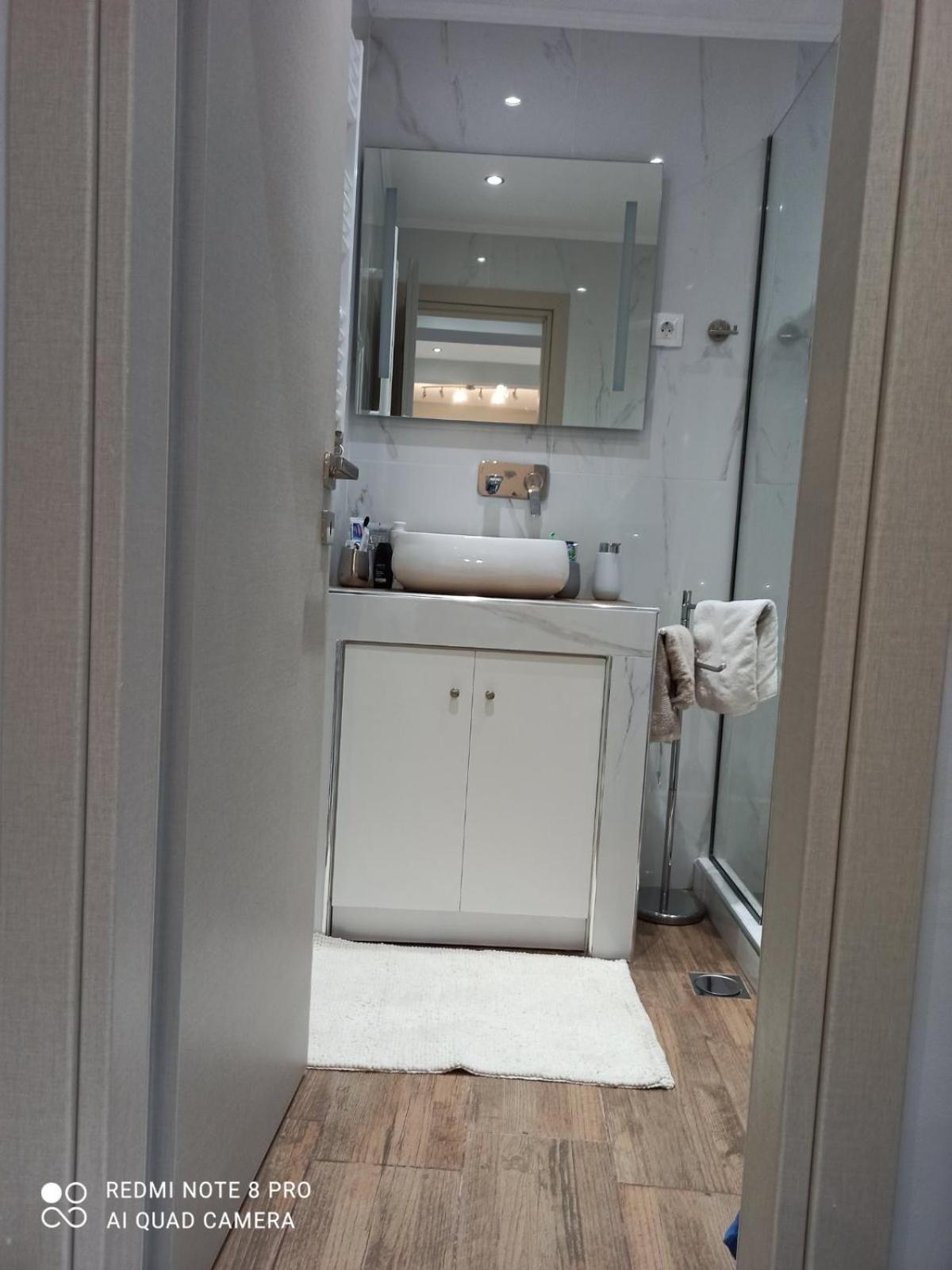 Center No1 Apartment